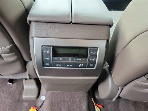 Used 2015 Lexus GX 460 image 11
