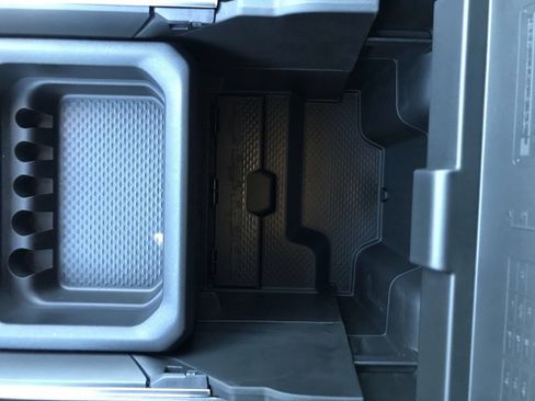 New 2025 RAM 2500 Laramie image 29