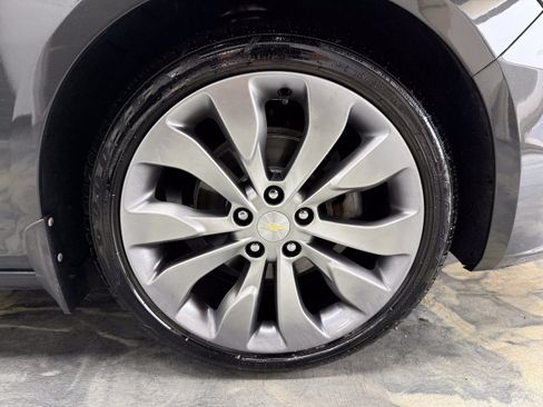 Used 2017 Chevrolet Malibu Premier w/ Premier Sun and Wheel Package FWD image 29