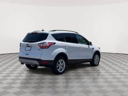 Used 2018 Ford Escape SEL AWD/4WD image 8