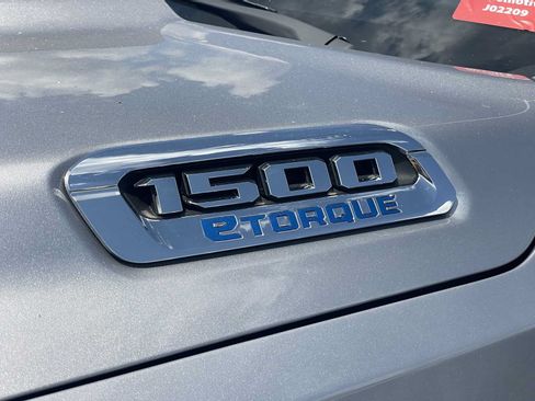 Used 2022 RAM 1500 Big Horn AWD/4WD image 4