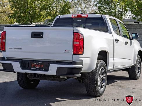 Used 2024 Chevrolet Colorado Z71 w/ Z71 Convenience Package 2 AWD/4WD image 19