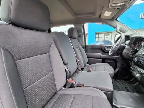 Used 2025 Chevrolet Silverado 3500 W/T image 14