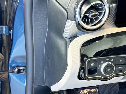 Certified 2021 Mercedes-Benz CLA 250 4MATIC image 10