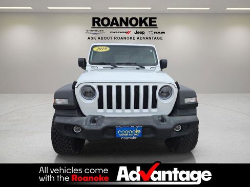 Used 2019 Jeep Wrangler Unlimited Sport S AWD/4WD image 6