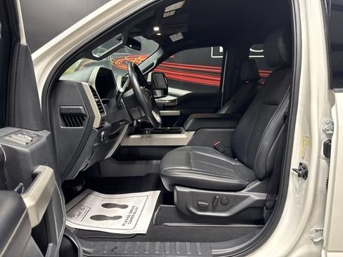Used 2022 Ford F250 Lariat w/ Lariat Value Package AWD/4WD image 5