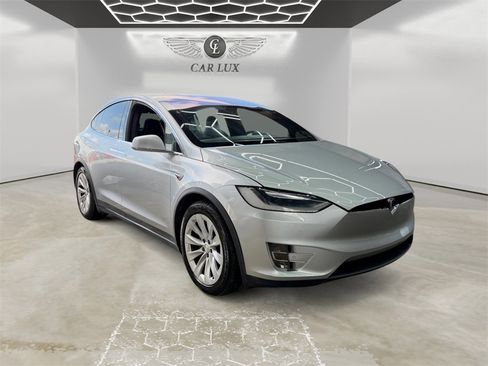 Used 2017 Tesla Model X 100D image 7