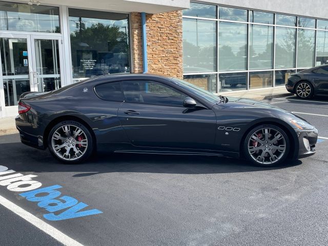Used 2016 Maserati GranTurismo Sport RWD image 16