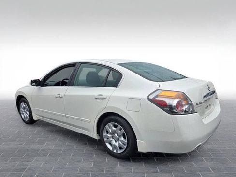 Used 2009 Nissan Altima 2.5 S w/ Convenience Pkg FWD image 5