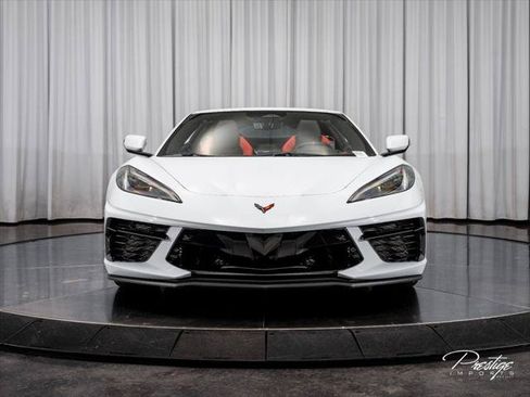 Used 2024 Chevrolet Corvette Stingray Premium Cpe w/ Z51 Performance Package RWD image 3