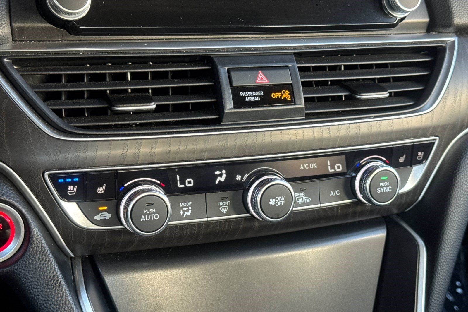 Used 2021 Honda Accord Touring image 29
