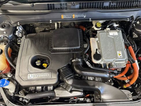 Used 2016 Ford Fusion SE image 8