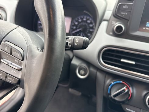 Used 2020 Hyundai Kona SEL image 23