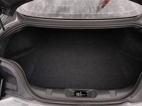 Used 2025 Ford Mustang Coupe image 7