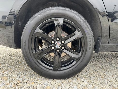 Used 2023 Buick Enclave Essence w/ Experience Buick Package image 17