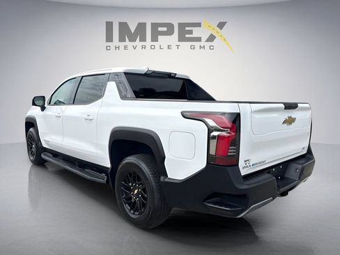 Used 2026 Chevrolet Silverado EV LT w/ Plus Package AWD/4WD image 3