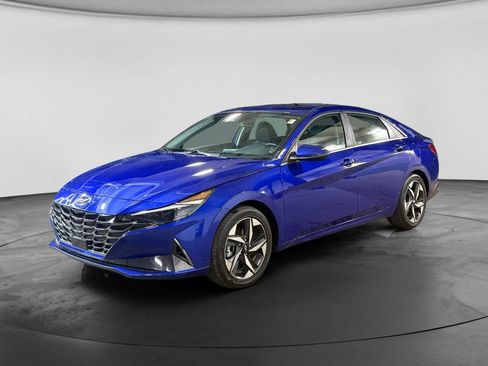 Used 2023 Hyundai Elantra Limited FWD image 10