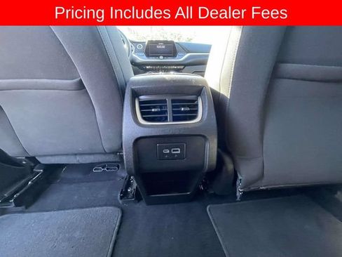 Used 2021 Chevrolet Blazer LT FWD image 19