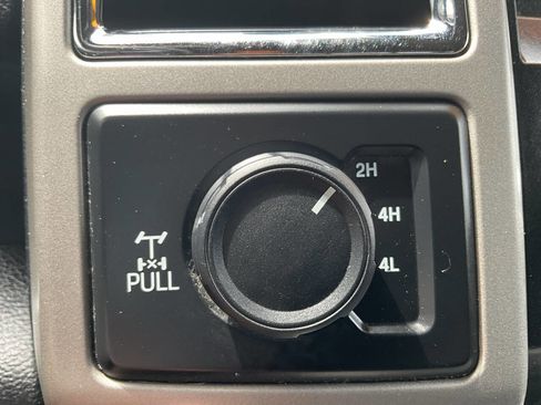 Used 2017 Ford F250 Lariat w/ Lariat Ultimate Package image 40