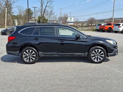 Used 2015 Subaru Outback 2.5i Limited image 11