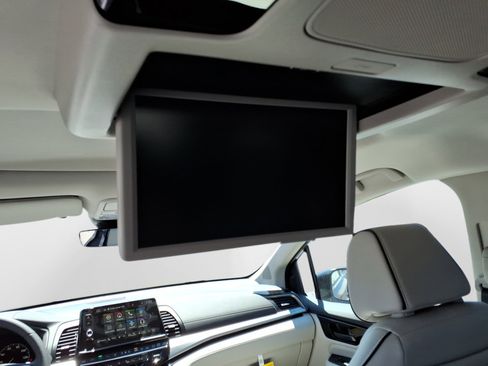 New 2026 Honda Odyssey Touring image 11