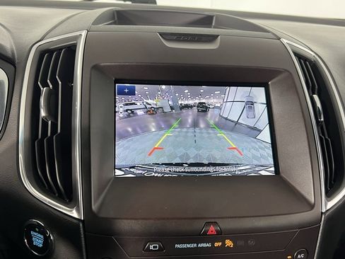 Used 2020 Ford Edge Titanium w/ Equipment Group 301A image 18