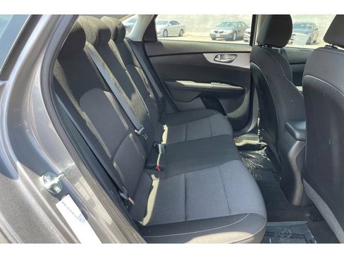 Used 2023 Kia Forte LXS FWD image 17
