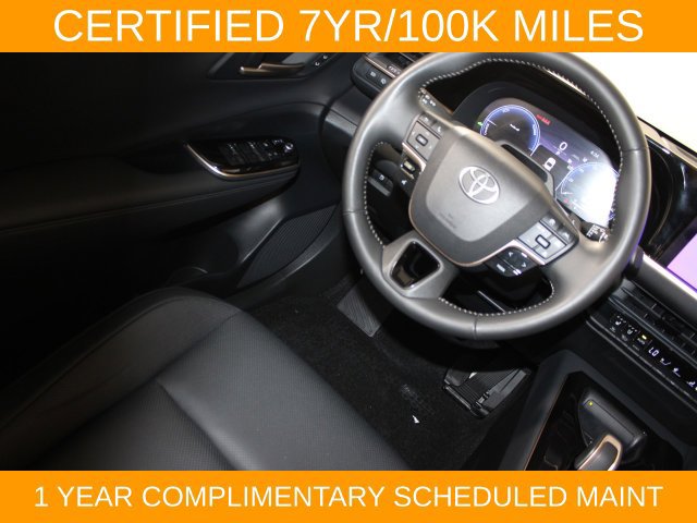Used 2025 Toyota Crown Signia w/ Advanced Technology Package AWD/4WD image 16