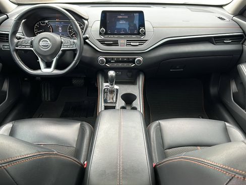 Used 2019 Nissan Altima 2.5 SR w/ SR Premium Package image 20