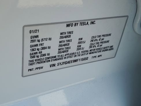 Used 2021 Tesla Model Y Long Range image 30