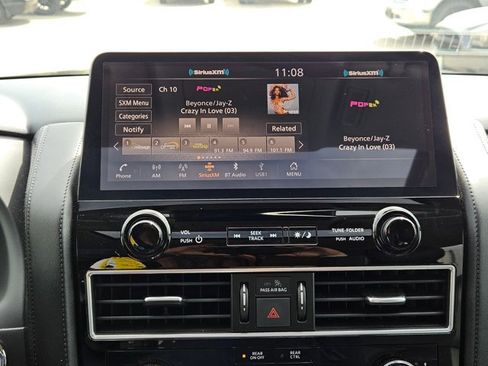 Used 2023 Nissan Armada SL w/ Captain's Chairs Package image 11