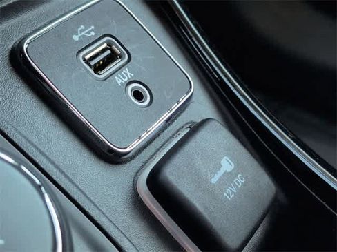 Used 2018 Jeep Compass Latitude w/ Popular Equipment Group image 29