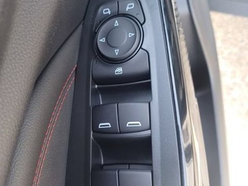 New 2026 Chevrolet Trax RS w/ Sunroof Package FWD image 15