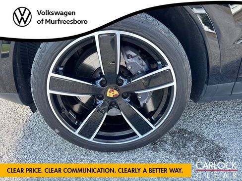 Used 2022 Porsche Cayenne Platinum Edition AWD/4WD image 7