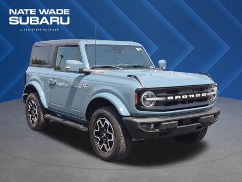 Used 2021 Ford Bronco Outer Banks AWD/4WD image 1