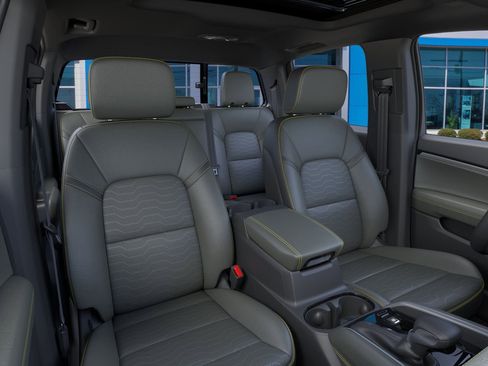 New 2026 Chevrolet Colorado ZR2 w/ Technology Package image 50