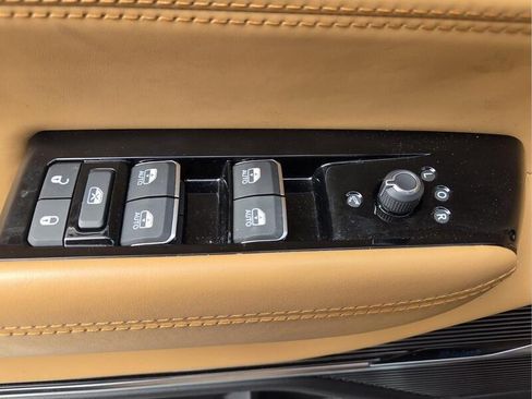 Certified 2024 Jeep Grand Wagoneer Series III AWD/4WD image 26