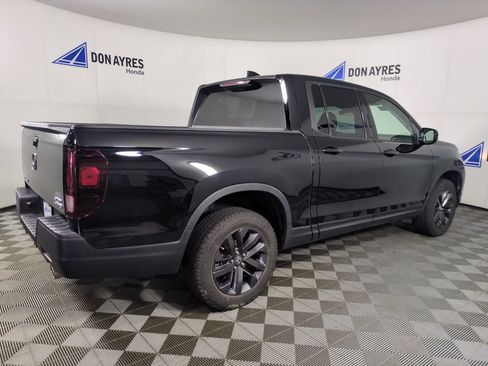 Certified 2023 Honda Ridgeline Sport image 9