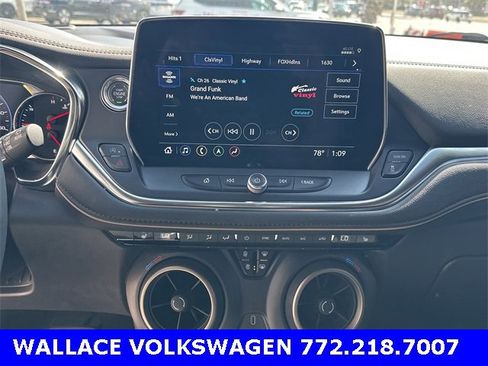 Used 2024 Chevrolet Blazer Premier image 21
