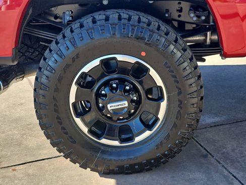 New 2026 Ford F250 Platinum w/ Tremor Off-Road Package image 39