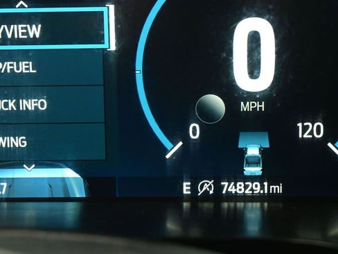 Used 2021 Ford F150 Lariat w/ Equipment Group 501A Mid image 15