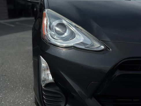 Used 2016 Toyota Prius C Two image 45