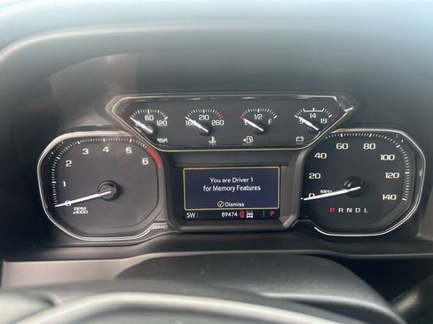 Used 2022 GMC Sierra 2500 AT4 w/ Gooseneck/5TH Wheel Package AWD/4WD image 25