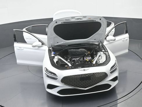 Used 2025 Genesis G70 2.5T RWD image 73
