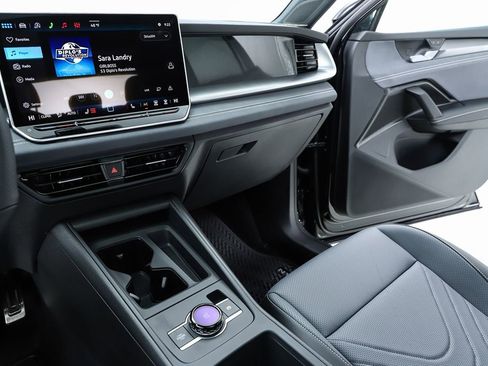 New 2026 Volkswagen Tiguan SE R-Line image 62