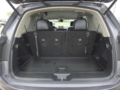 Used 2024 Honda Pilot EX-L image 19