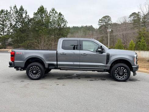 New 2026 Ford F250 Platinum w/ FX4 Off-Road Package image 22