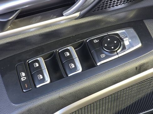 Used 2023 Kia Telluride S w/ S Sunroof Package image 25