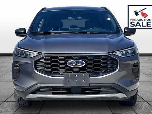 Used 2025 Ford Escape ST-Line AWD/4WD image 3