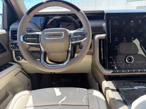 New 2026 GMC Yukon XL Denali w/ Denali Reserve Package AWD/4WD image 26